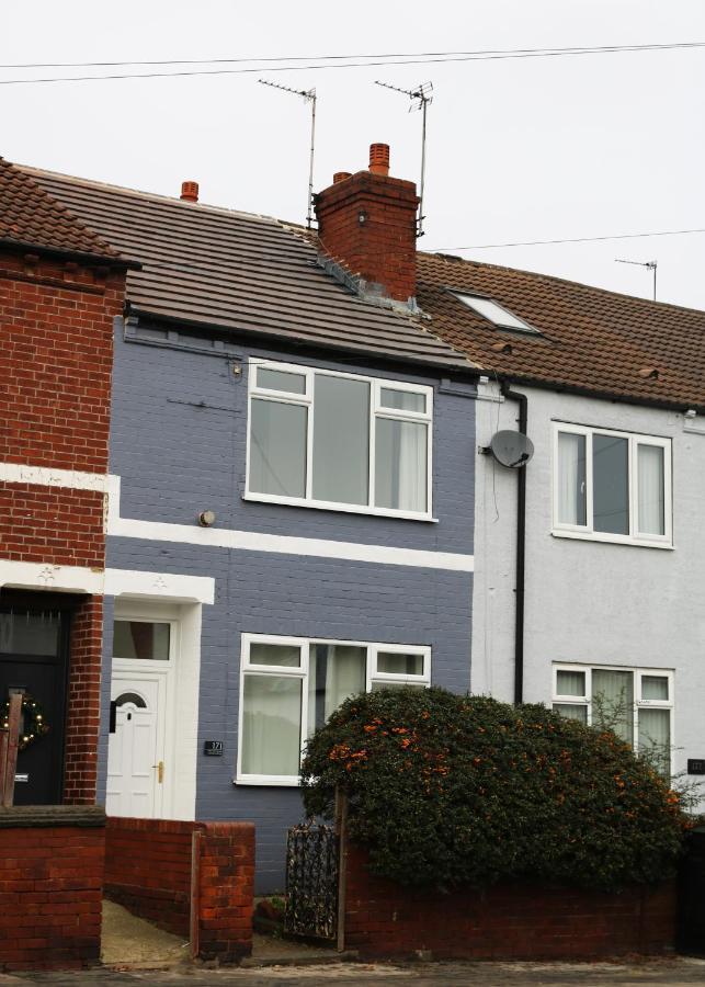 Haw Hill House - Modern 4 Bed Apartment Normanton  Exterior photo